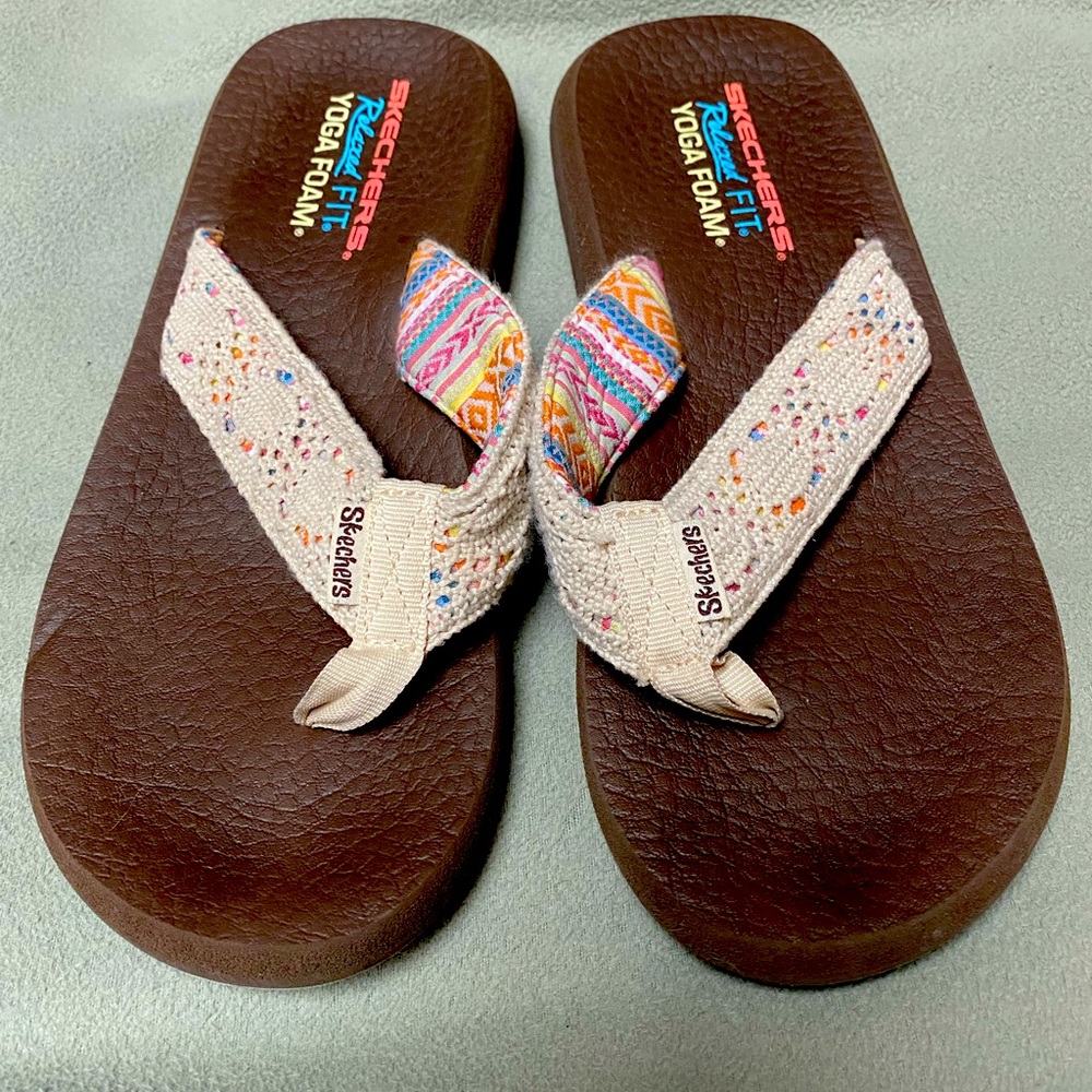 Sketchers Flip Flops